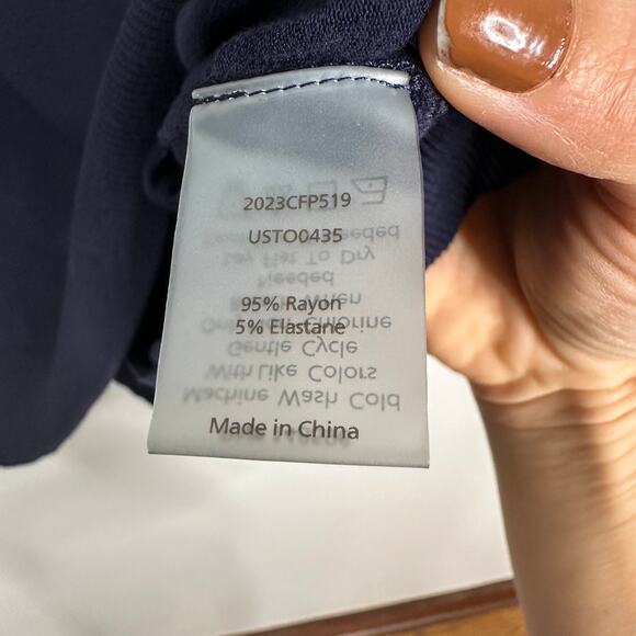 Universal Thread Aimee Liquid Jersey Rib Hem Tee Navy - Picture 5 of 8